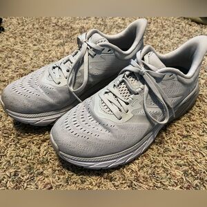 Hoka Women’s Arahi 5 Lunar Rock 8.5B